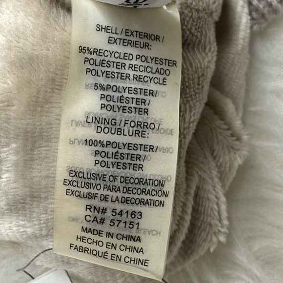 NWT Calvin Klein Women’s Basket Stitch Hat - Picture 7 of 7